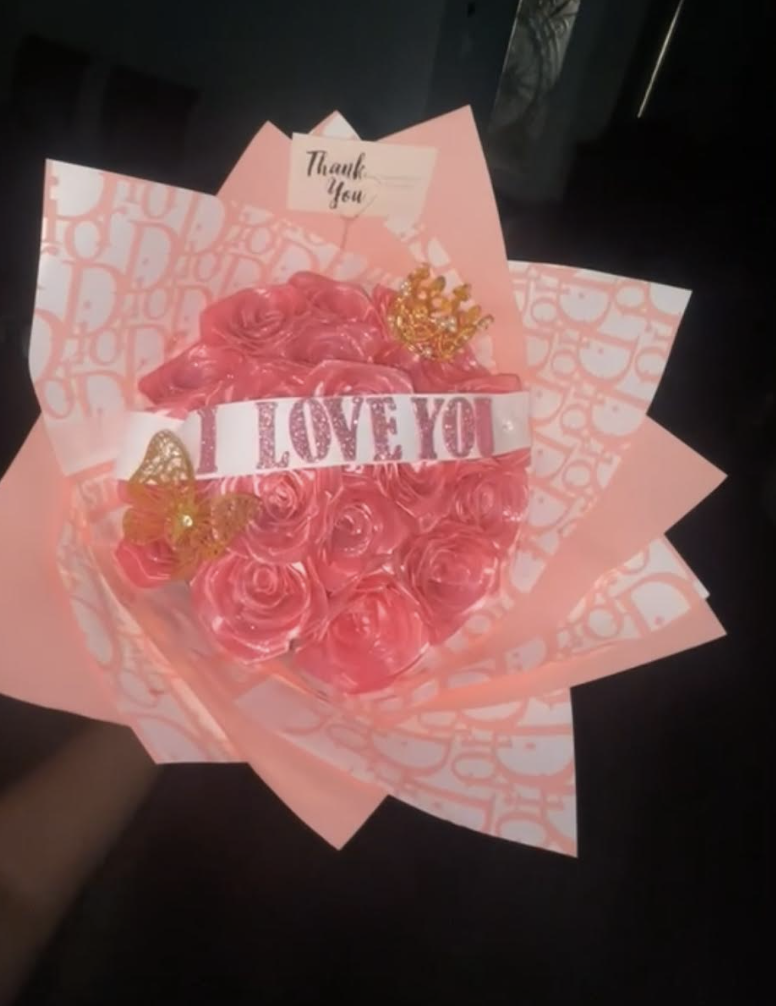 Ribbon bouquet 1 in row 2