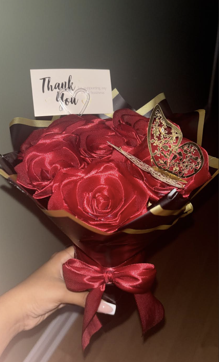 Ribbon bouquet 3 in row 3